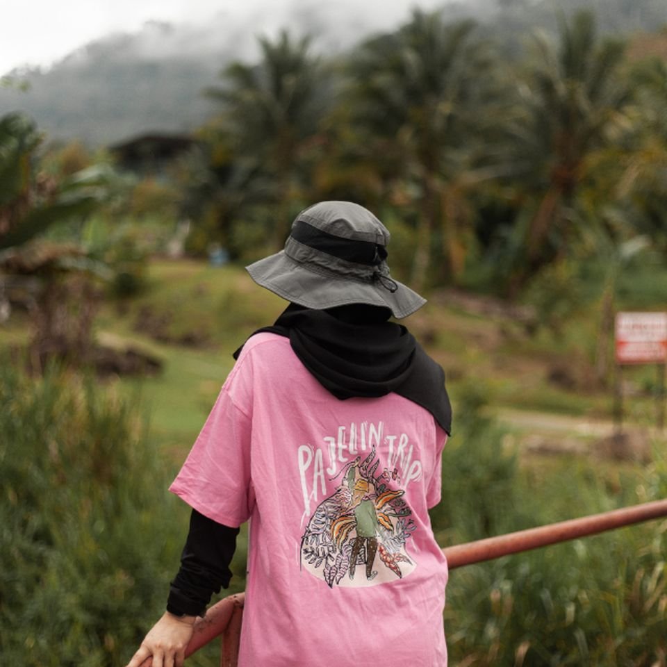 (Merchandise) Ready Stock Pink Cotton- Nature Explorer Shirt