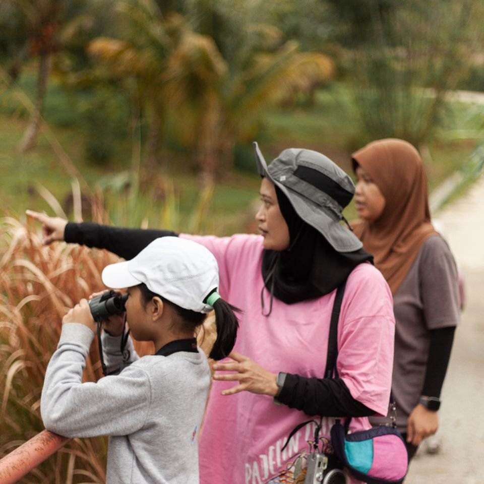 (Merchandise) Ready Stock Pink Cotton- Nature Explorer Shirt